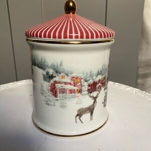 H&M PORCELAIN STORAGE JAR WITH MOTIF DEER HOLIDAY CANDY JAR